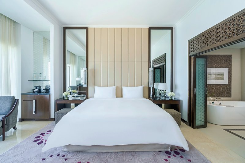 Fairmont Marina Hotel & Resort 3