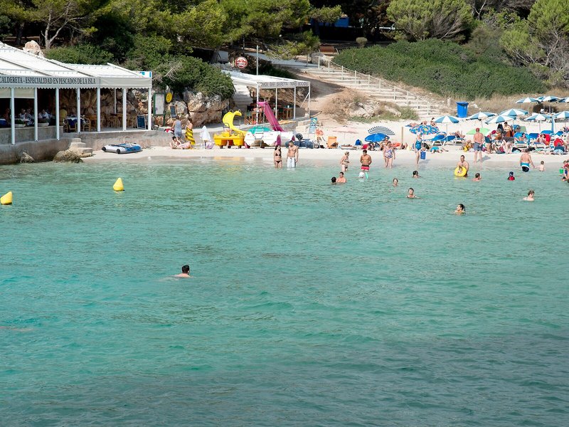 Apartamentos Cala Blanca 12