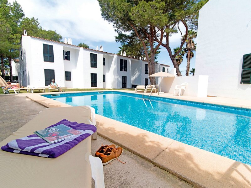 Apartamentos Cala Blanca 14