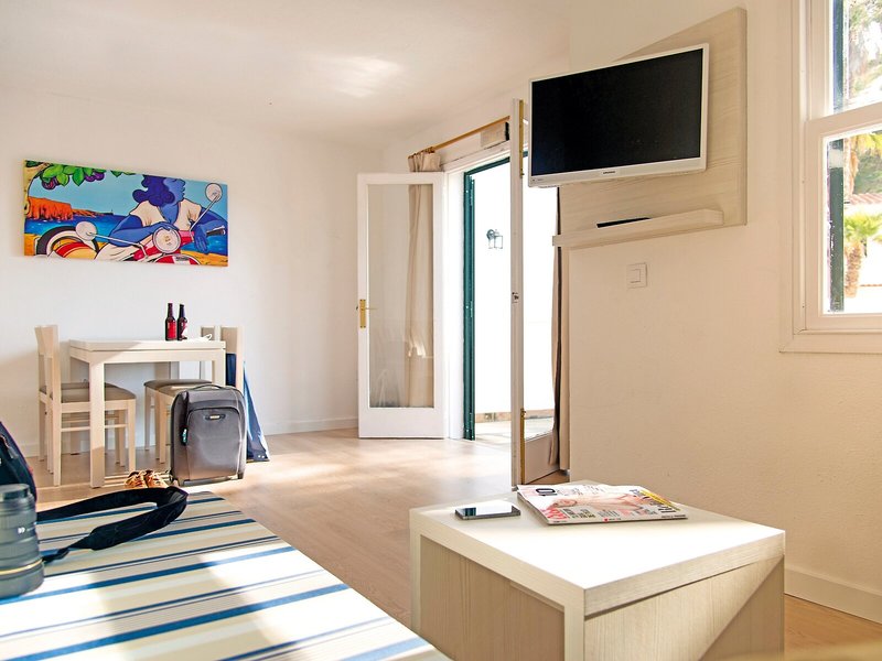 Apartamentos Cala Blanca 20