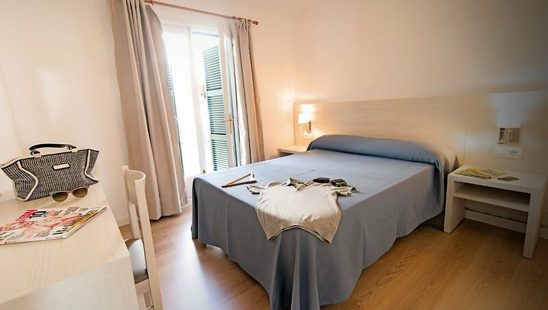 Apartamentos Cala Blanca 3