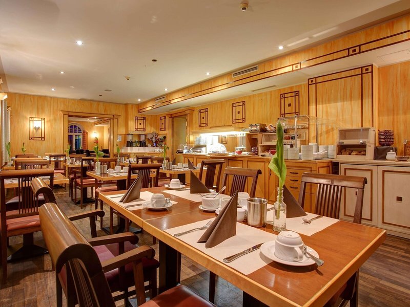 Centro Hotel Nürnberg  12