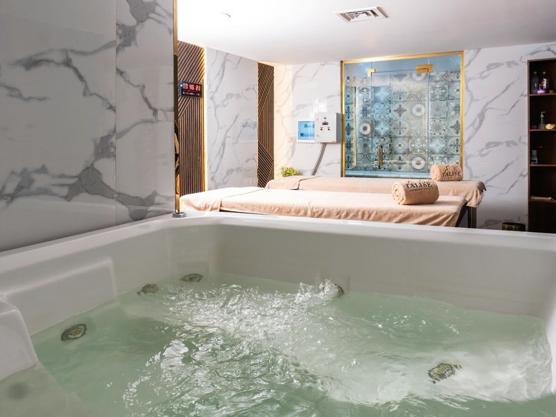 Ivy Cyrene Island Resort 23