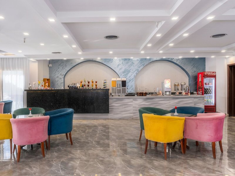 Ivy Cyrene Island Resort 37