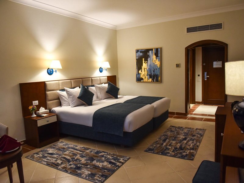 Ivy Cyrene Island Resort 40