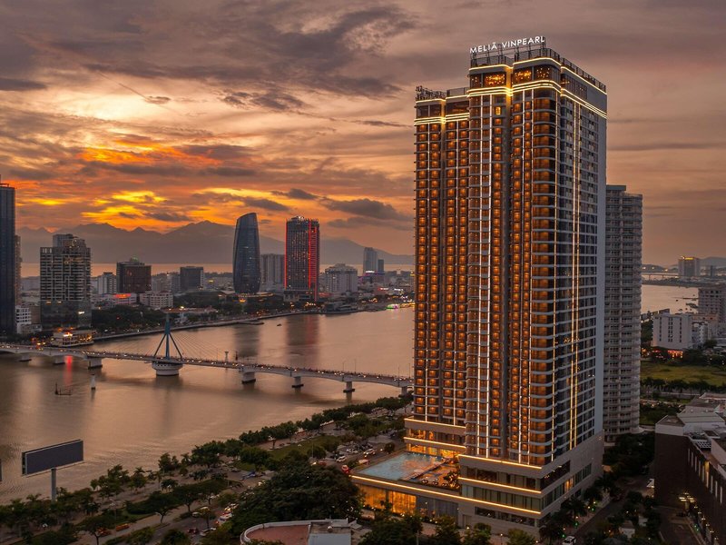 Meliá Vinpearl Danang Riverfront 1