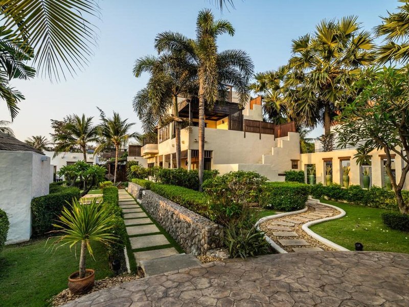 Aleenta Hua Hin Resort & Spa Pranburi 1