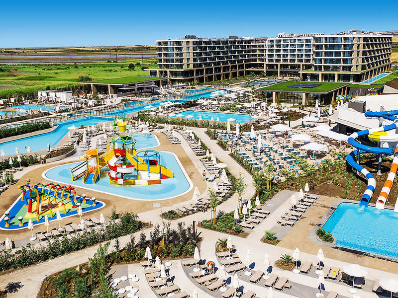 Wave Resort 4