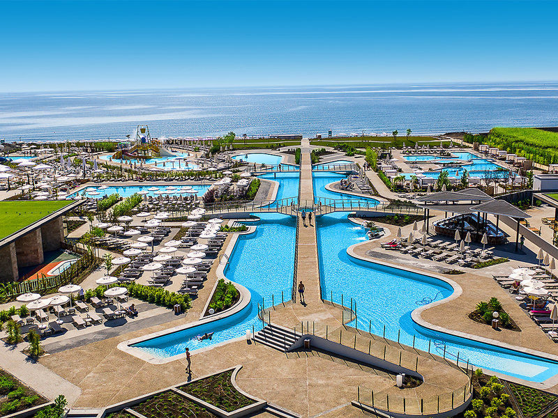 Wave Resort 5