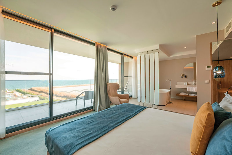 Wave Resort 39