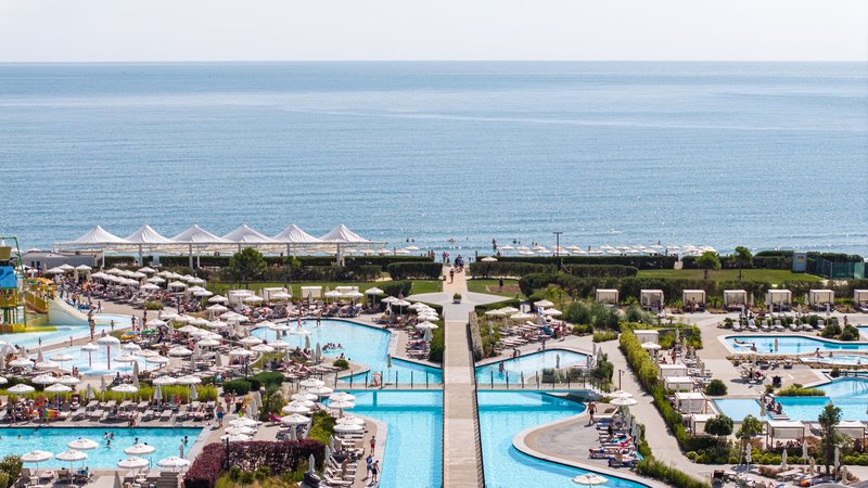 Wave Resort 2