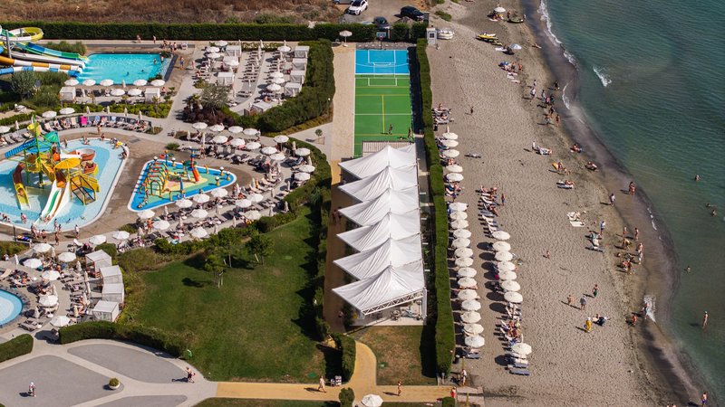 Wave Resort 30
