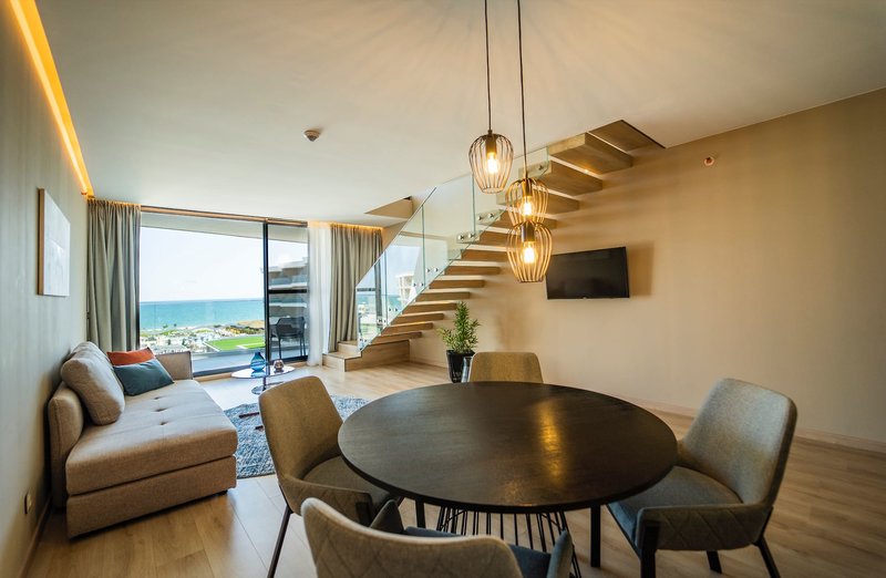 Wave Resort 38
