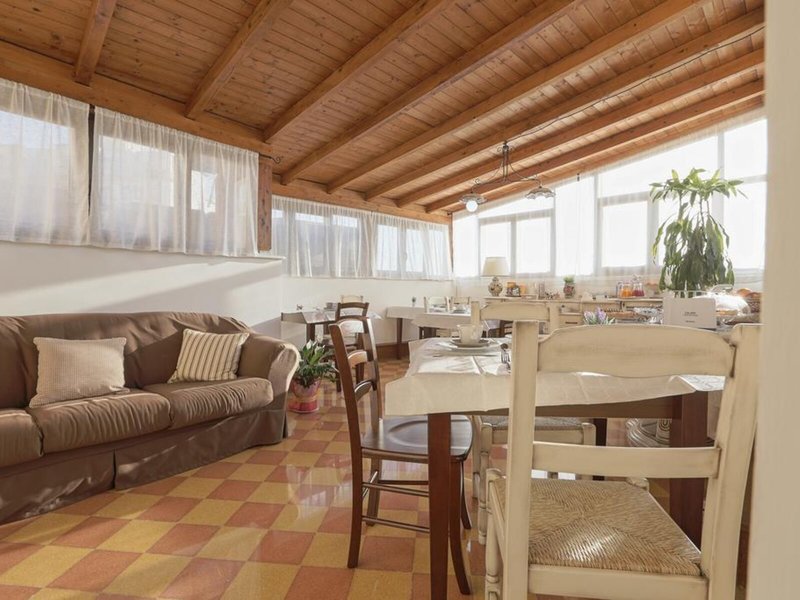 Atenea Luxury Suites 5