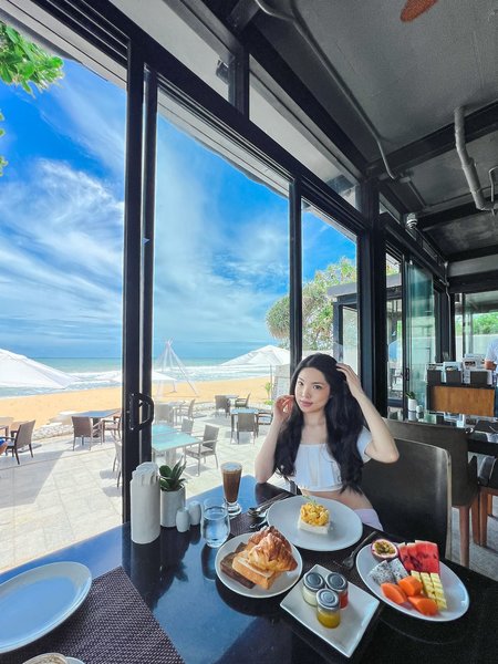 Aleenta Phuket Resort & Spa 10