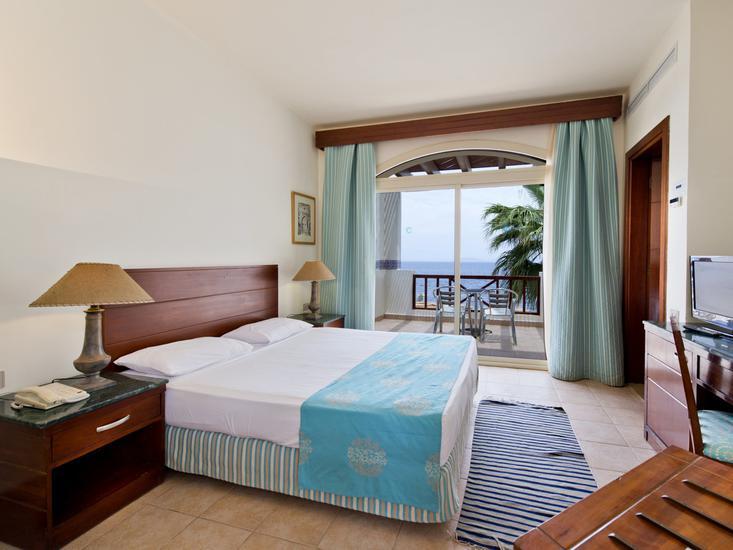 Shores Aloha  5