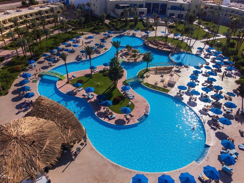 Amwaj Oyoun Resort & Spa 1