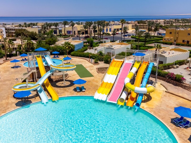 Amwaj Oyoun Resort & Spa 11