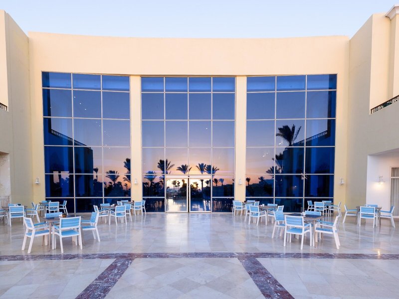 Amwaj Oyoun Resort & Spa 33