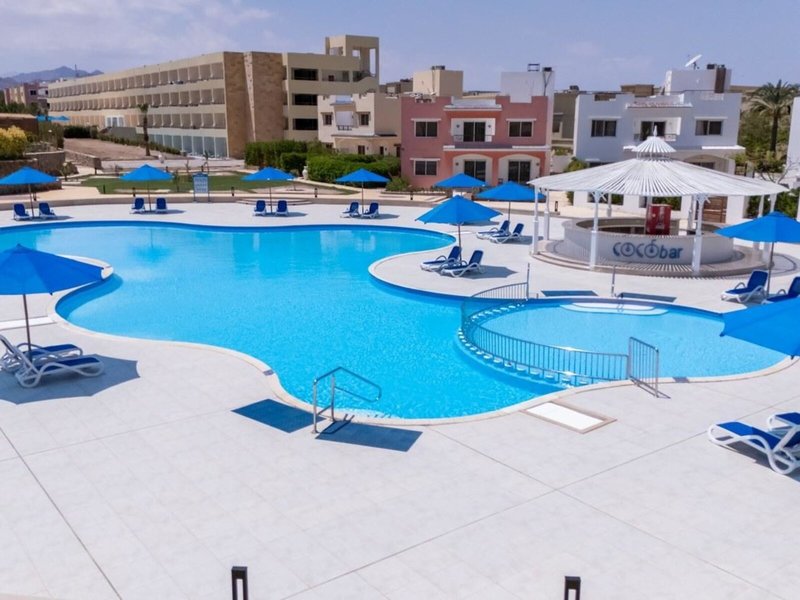 Amwaj Oyoun Resort & Spa 41