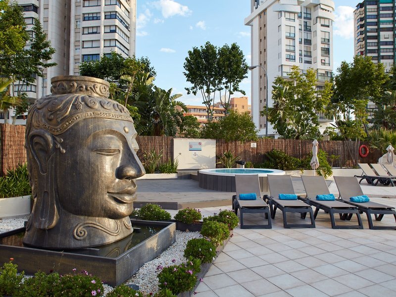 Flamingo Beach Resort 2