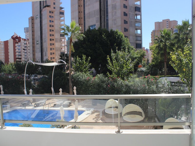 Flamingo Beach Resort 6