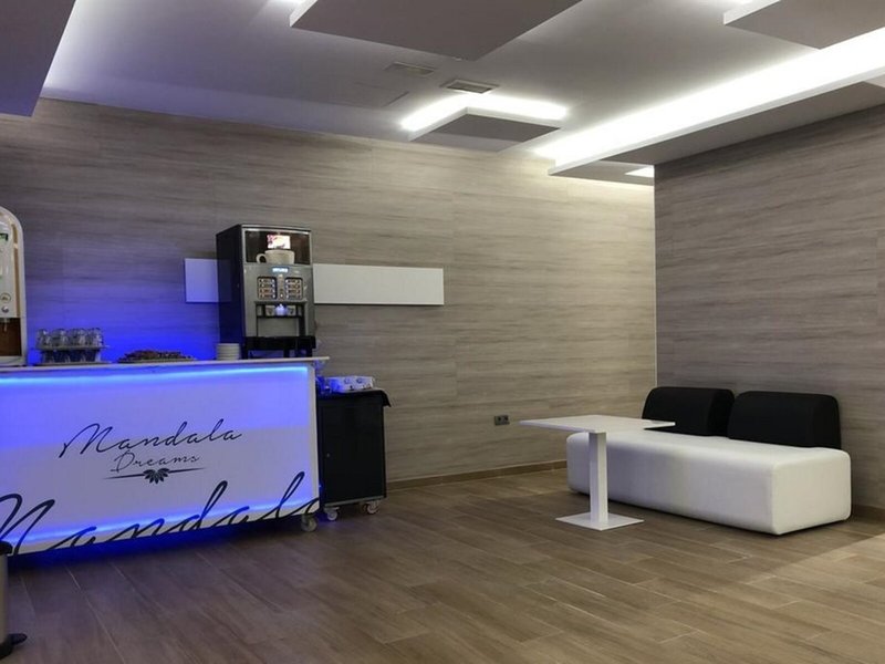 Flamingo Beach Resort 20