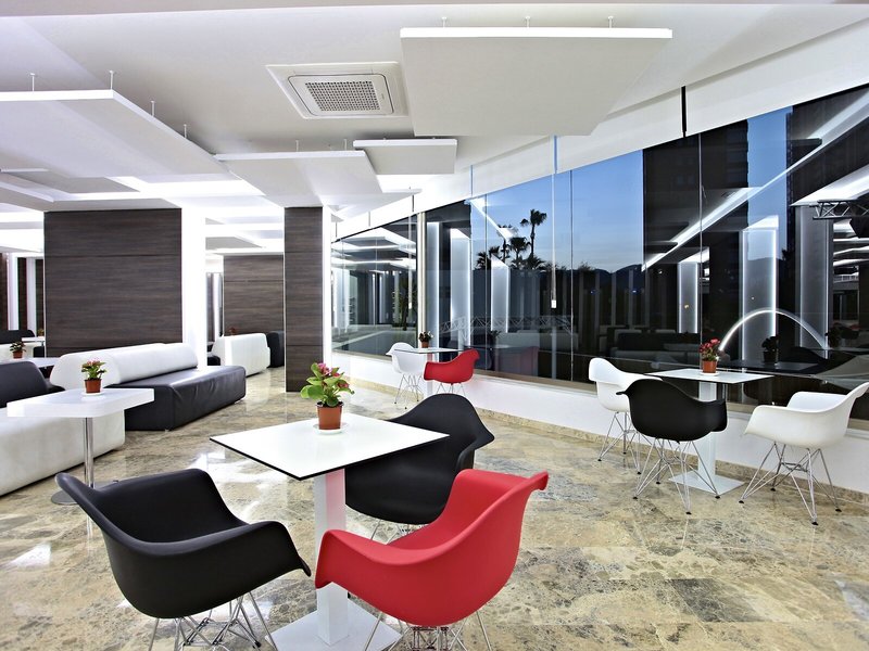 Flamingo Beach Resort 23