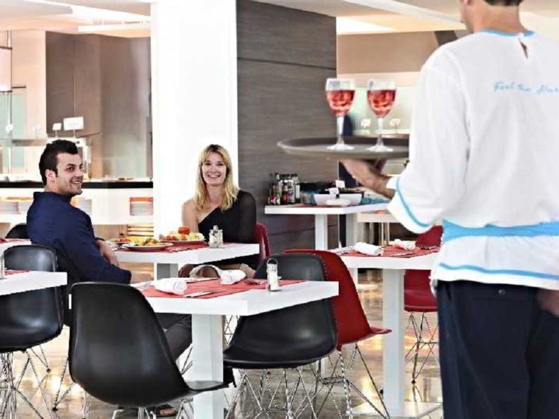 Flamingo Beach Resort 25