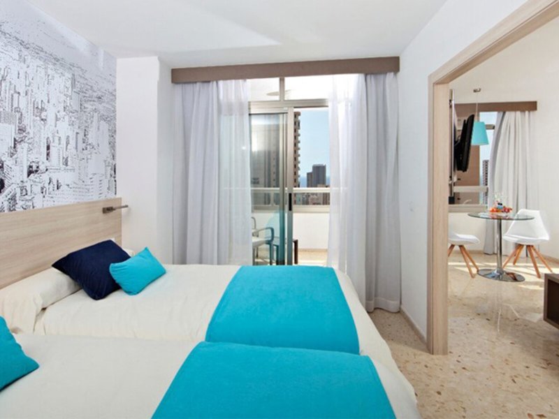 Flamingo Beach Resort 41