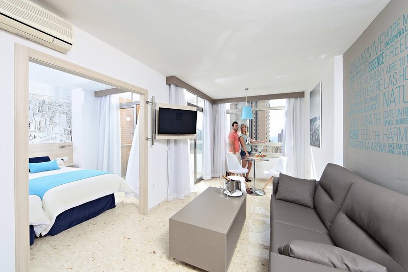 Flamingo Beach Resort 7