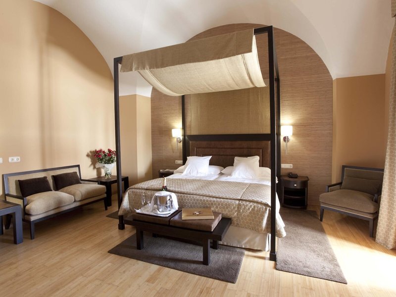 Hospes Palacio de Arenales 40