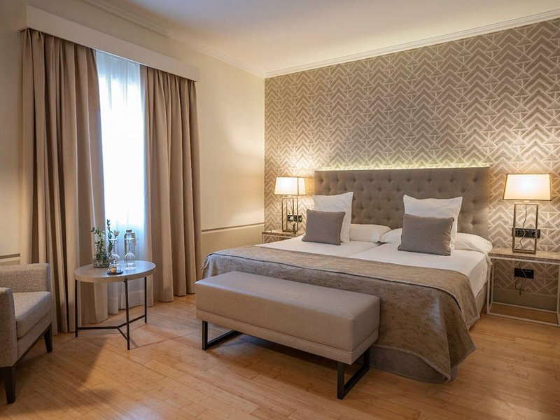 Hospes Palacio de Arenales 48