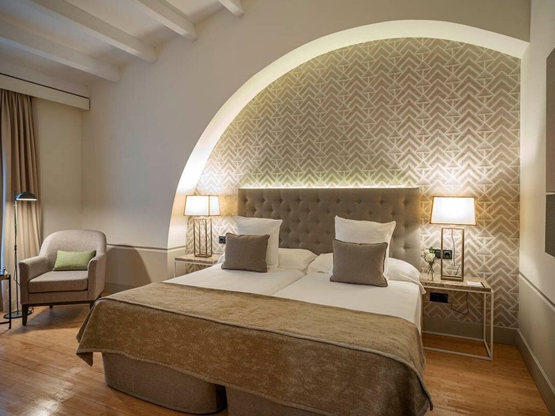 Hospes Palacio de Arenales 50