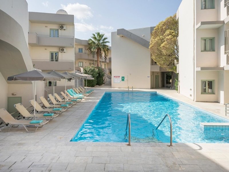 Summer Beach Hotel 4