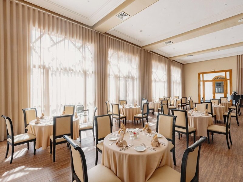 Grand Mogador Menara 23