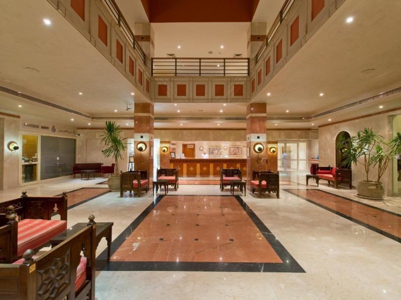 Shores Golden  23