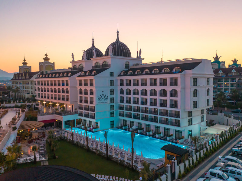 Side Royal Luxury Hotel & Spa 1