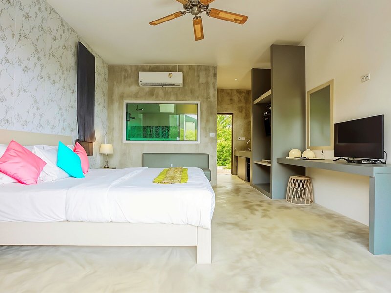 Amantra Lake View Resort 46