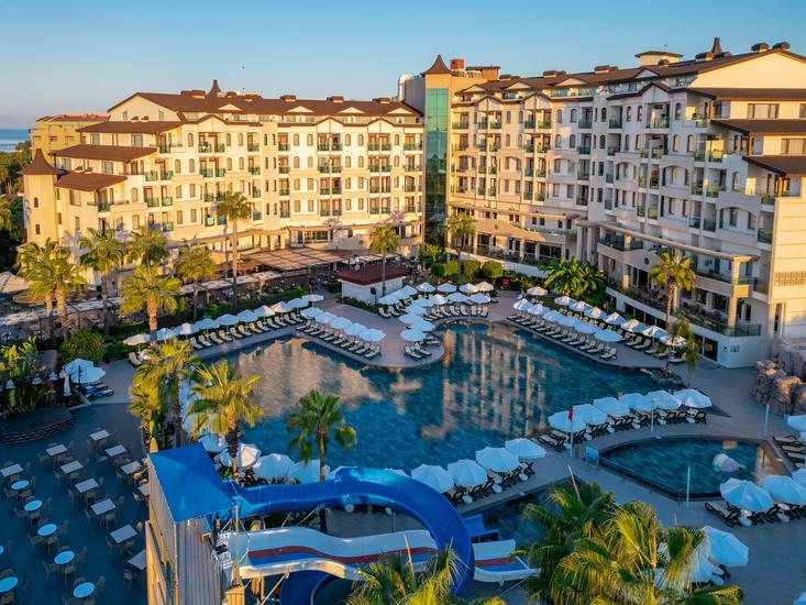 Bella Resort & Spa 2