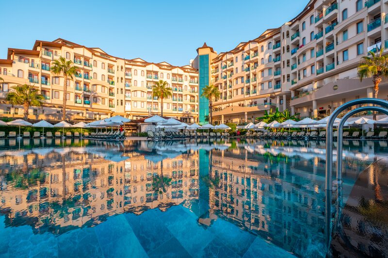 Bella Resort & Spa 8