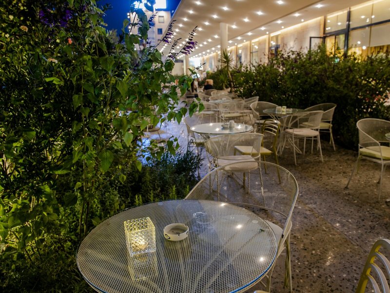 Tirana International Hotel & Conference Center 14 - Restaurant