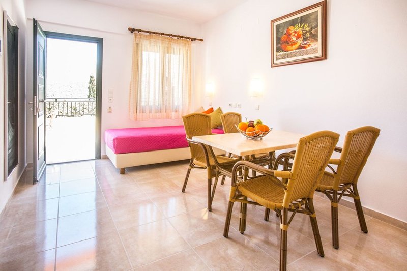 Mariamare Apartments 6