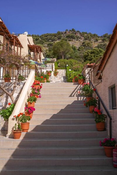 Mariamare Apartments 6