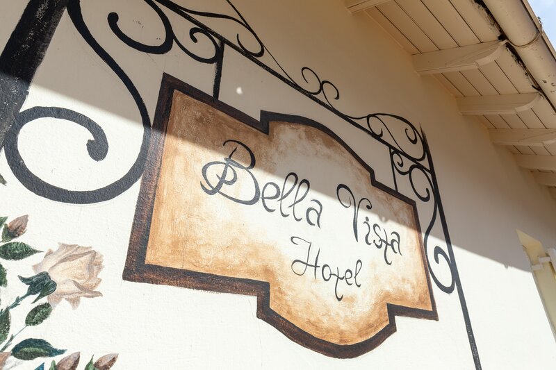 Bella Vista Hotel & Studios 16