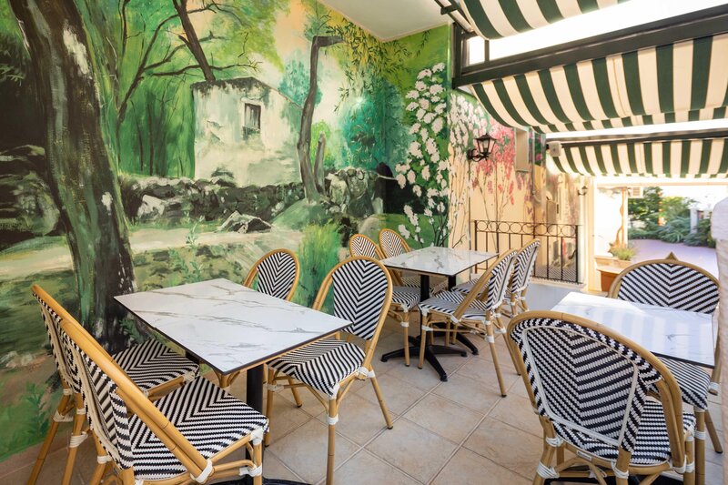 Bella Vista Hotel & Studios 39