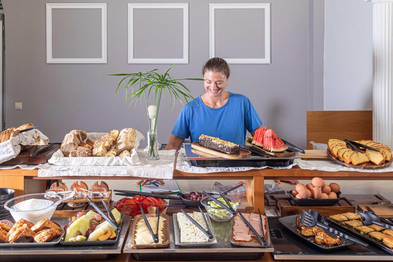 Bella Vista Hotel & Studios 40