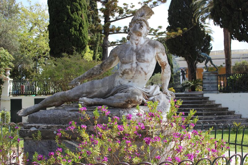 Bella Vista Hotel & Studios 42