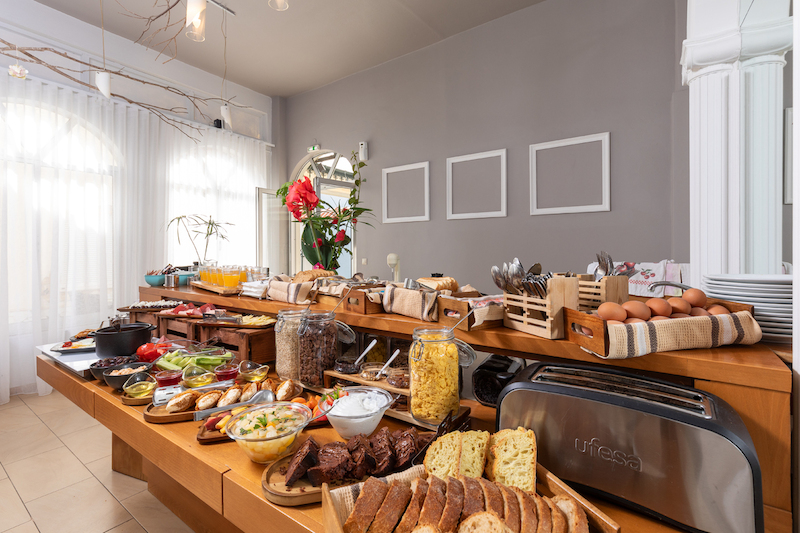 Bella Vista Hotel & Studios 49