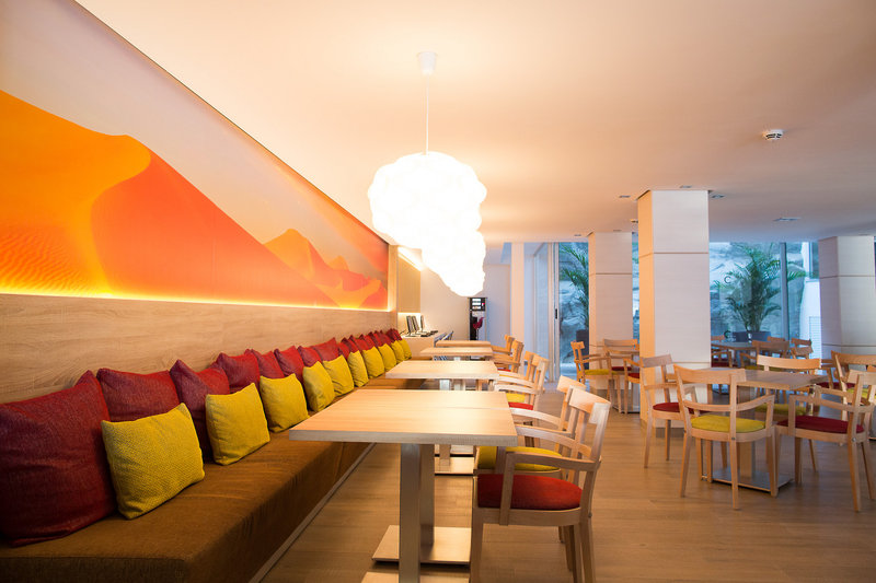 Cala d'Or Apartments 3